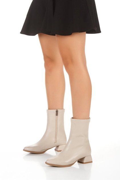Women's Short Thick Heeled Pointed Toe Zippered Casual Boots
