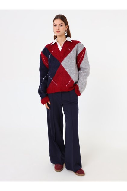 V-Neck Baklava Pattern Knitwear Sweater - Burgundy -