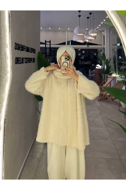 KADIN PELUŞ CEKET ATKILI