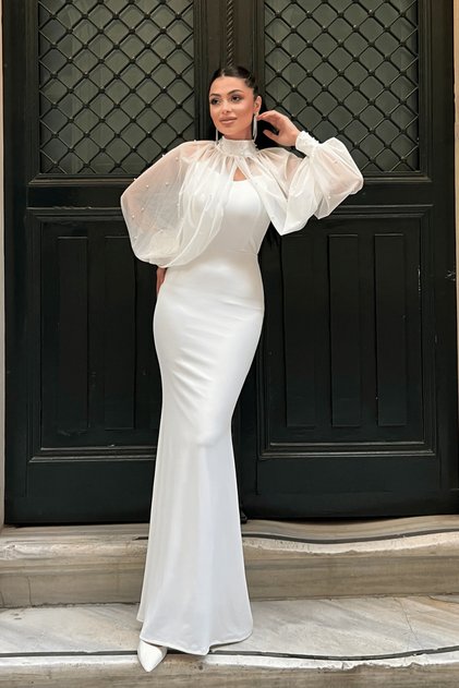 Rochie tip sirenă din material crep, cu bolero și detalii cu perle - white