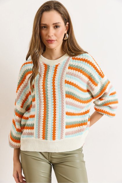Women's White Crew Neck Color Detailed Bat Knitwear Sweater Kzk-19001073