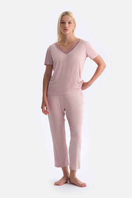 Light Pink V-Neck Lace Detailed T-Shirt Pants Set