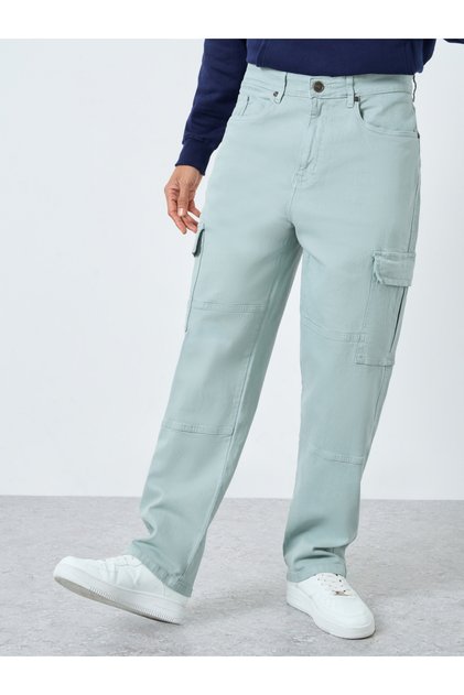 Loose Fit Utility Cargo Jeans
