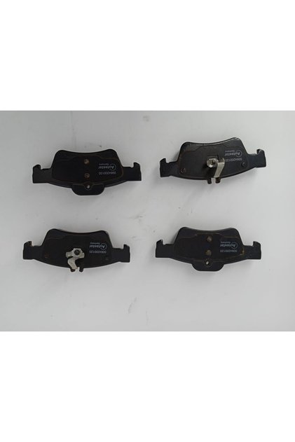 Panther Automotive Rear Brake Pad Kit - Fits Mercedes-Benz W212 & W204 (Rear)