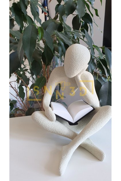 Kitap Okuyan Heykel