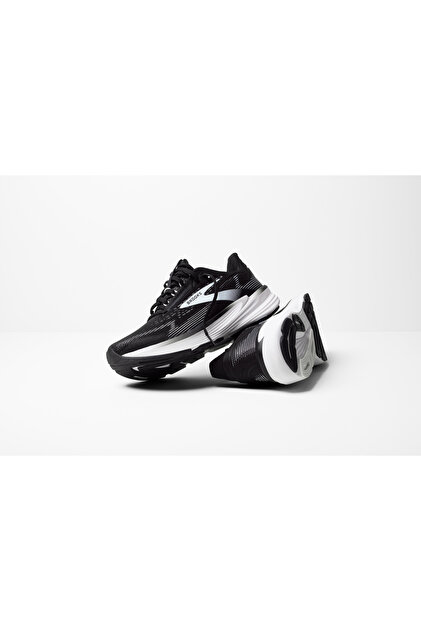 Brooks Revel 8 Erkek Siyah Koşu Ayakkabısı 1104681D090 - Fiyatı