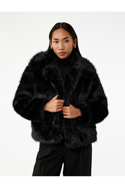 Long-Sleeve Cropped Faux Fur Coat