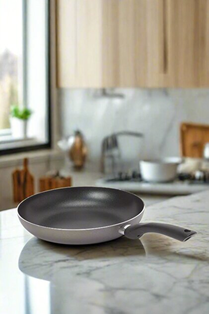 Black Aluminum Non Stick Fry Pan (28Cm)