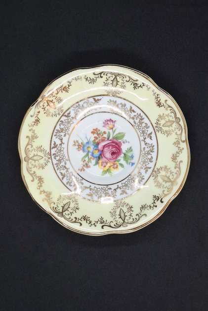 English Bone China Tea Cup Saucer 14 cm
