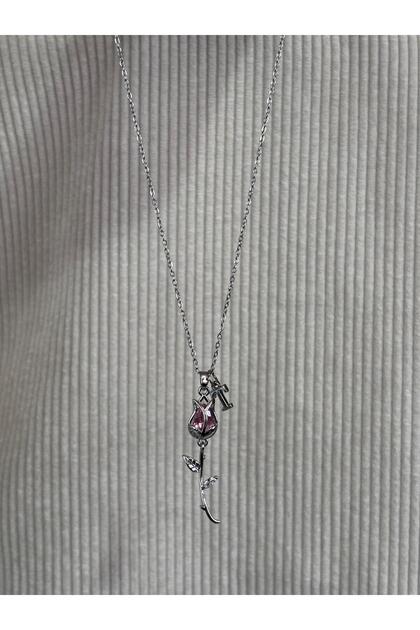 The Symbol of Love Letter t Steel Tulip Necklace