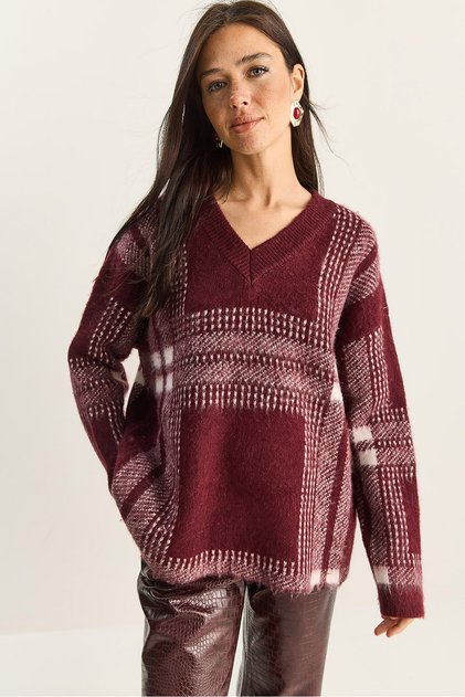Women's Burgundy Plaid Patterned V-Neck Shawl Collar Knitwear Sweater Tk251134 60283833