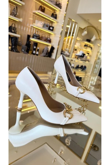 Imported Women's Stiletto with Heart Accessories