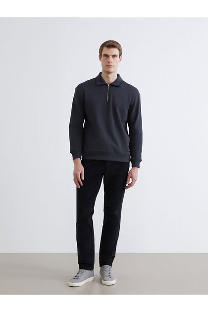Black Standard Fit Velvet Men's Chino Pants