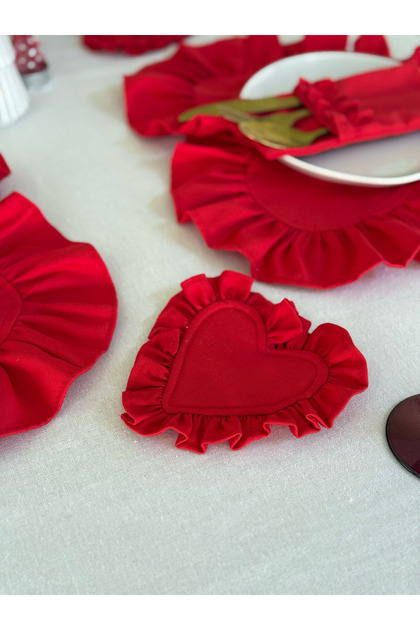 Lovely Linen Heart Ruffled Coaster Red