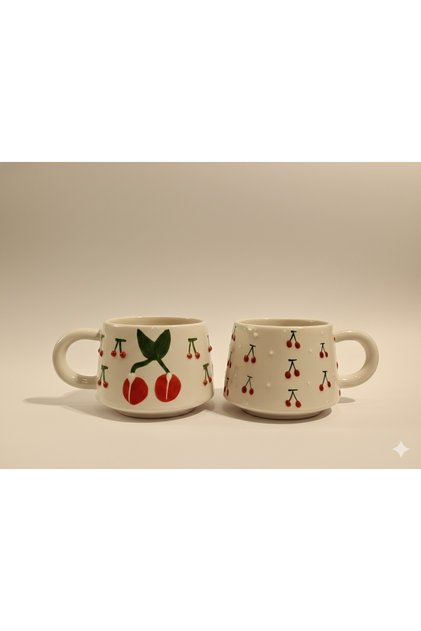 Set of 2 Glasses with Cherry Pattern