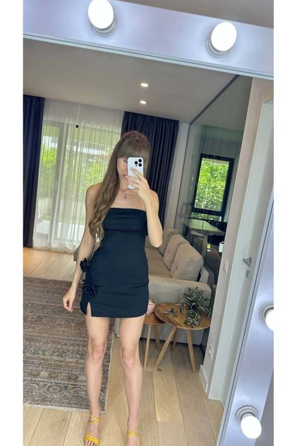 Women's elegant dress with roses Dolly