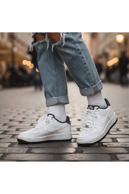Air Force 1 LV8 Beyaz Spor Ayakkabı Sportie