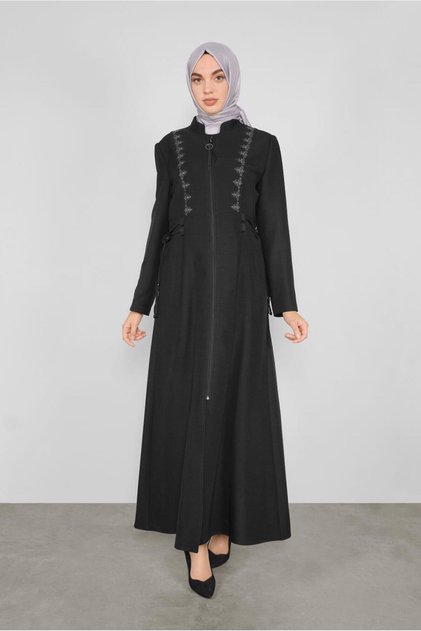 Yandan Lace-Up Embroidered Coat 10308