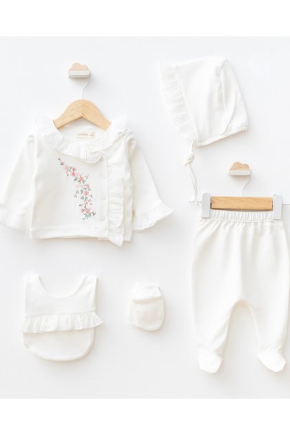 Flower Embroidered Lace Detailed 5-Piece Organic Hospital Discharge Set for Baby Girl