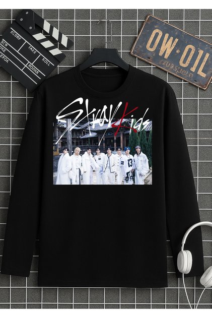 Stray Kids Signed, No Easy B Printed Black Long Sleeve T-Shirt Unisex Youth and Kids