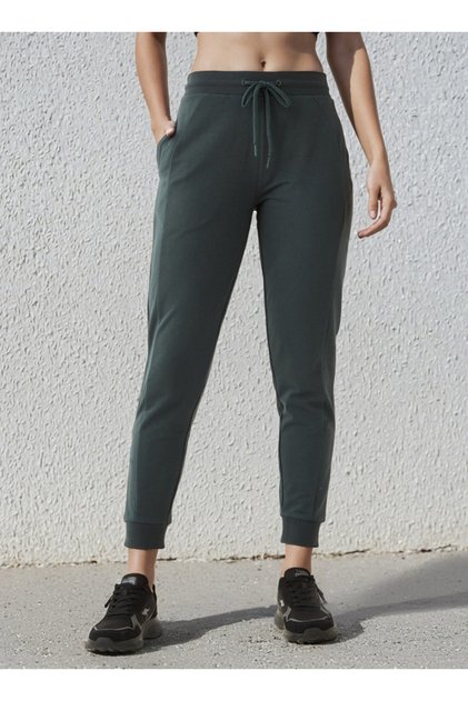 Women Regular Fit Joggers