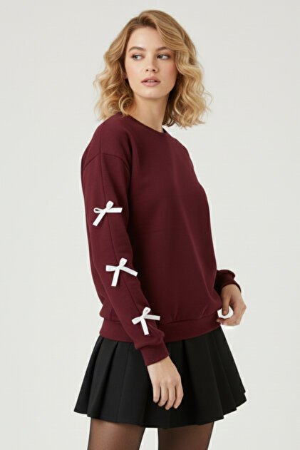 Kurdele Detaylı Kadın Bisiklet Yaka Sweatshirt Şık ve Rahat Oversize Model