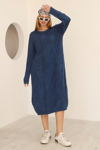 Women's Navy Blue Round Neck Patterned Pocketed Vintage Loose Cotton Knit Midi Dress