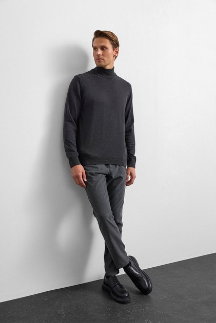 Anthracite Regular Fit Turtleneck Knit Sweater