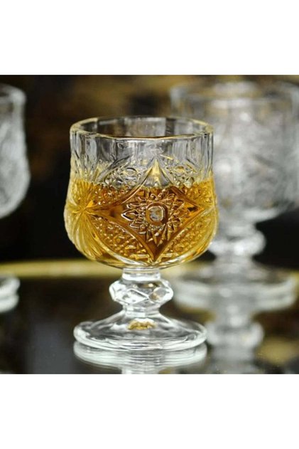 Σετ 6 ποτηριών με πόδι από ανθεκτικό γυαλί 150 ml κρασιού