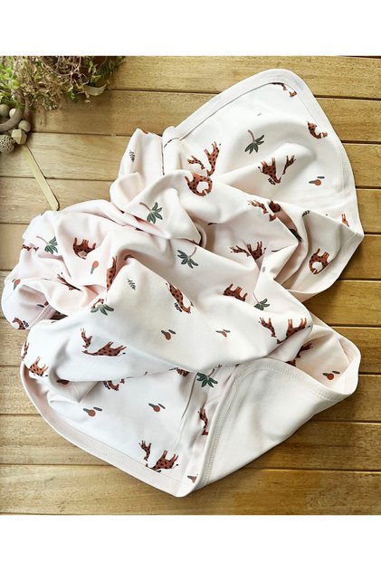 Natural Cotton 80 X 85 cm Double Layer Combed Cotton Baby Blanket Baby Giraffe