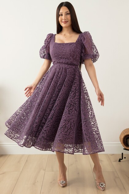 Rochie 1491 din tul cu sclipici, cu decolteu pătrat