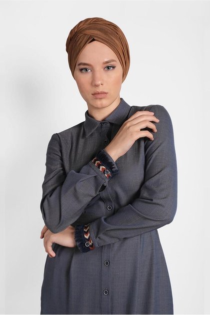 ROCHIE DE BUTONE CU CUREA 40214