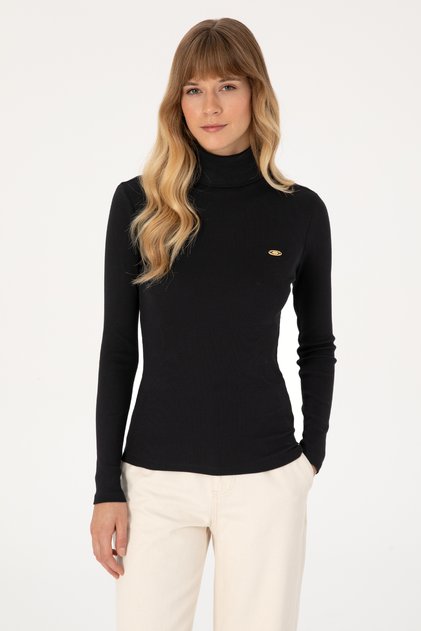 Women's Black Turtleneck Sweatshirt 50313430-Vr046