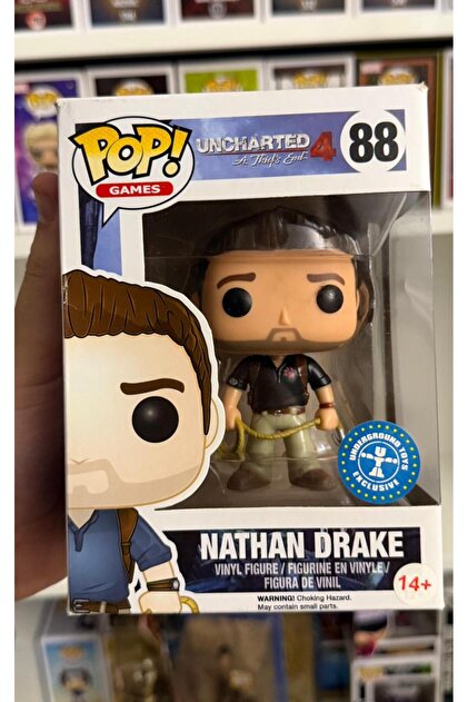 Funko Pop! Vinyl: Uncharted 4 Nathan Drake ( Dog shirt