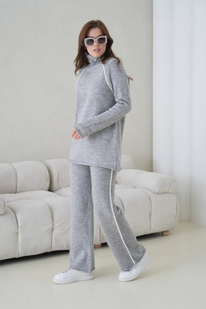 Women's Turtleneck Sweater Pants Two-Piece Knitwear Set