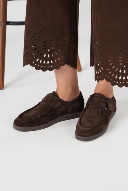 Alba Bitter Brown Genuine Leather Suede Women's Casual Shoes • Lightweight Thermo Sole, Adjustable Velcro Strap