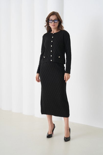 Women's Crew Neck Button Detail Patterned Jacket Skirt Two-Piece Knitwear Set