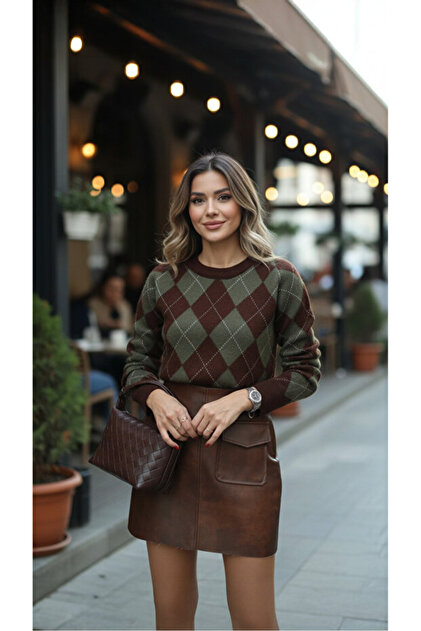 Women's Haley Diamond Pattern Knit Sweater - Crew Neck Green Brown