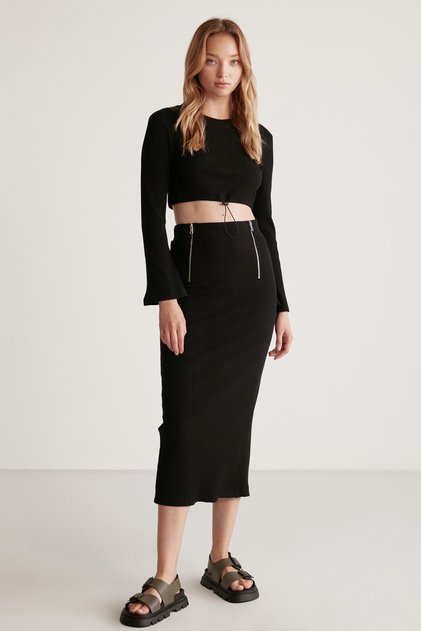 Lauren Women's Slim Fit Zipper Detailed Midi Black Skirt