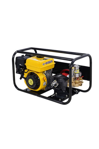 High-pressure pesticide spray pump with a 5.5 HP motor