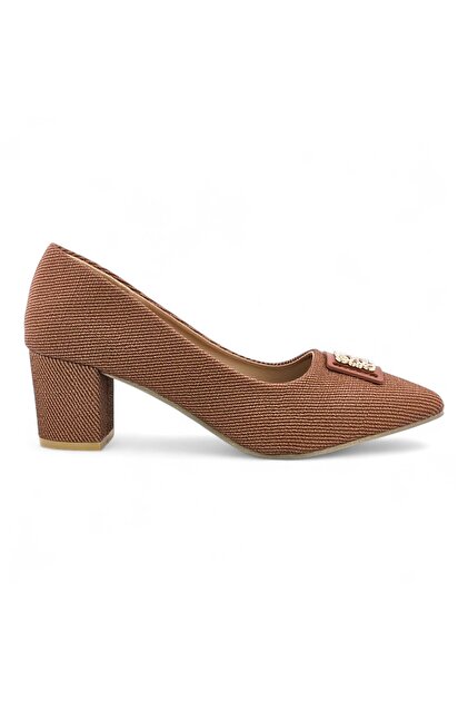 Pointed Toe Block Heel