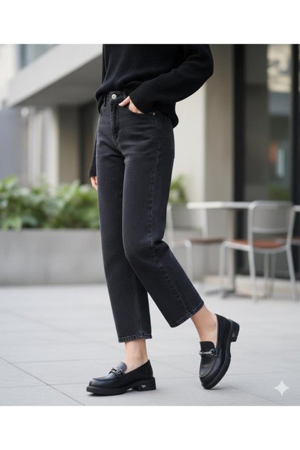 Black Skin Stone Women's Casual Shoes