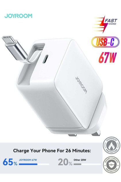 شاحن سريع بتقنية GaN بقدرة 67 واط مع كابل USB-C قابل للسحب