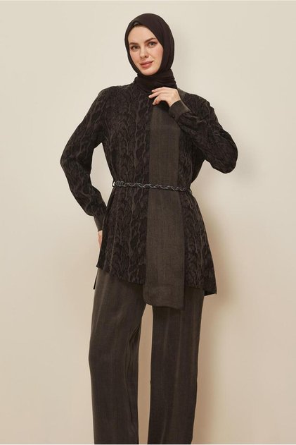PANTOLONLU KUŞAKLI TAKIM 46139