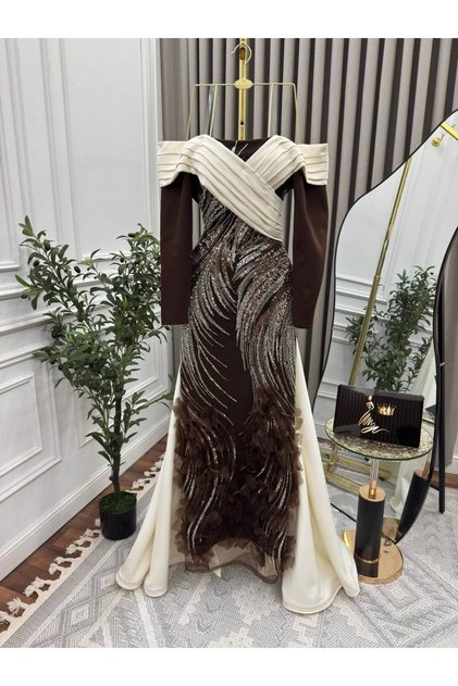 Women's dress