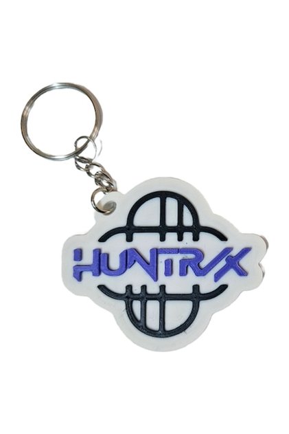 Breloc figurină Huntrix K-Pop Demon Hunters, 5,8 cm, fabricat în România, design detaliat