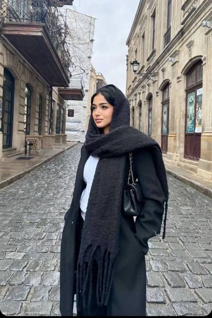 وشاح فاخر ناعم من قماش البوكليه بتصميم منتفخ
