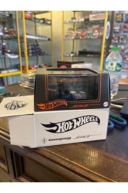 HOT WHEELS 2025 RLC Exclusive Koenigsegg Jesko Absolute - Fiyatı
