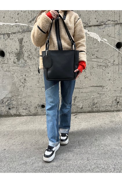 Brev Charmlı Shoulder Bag