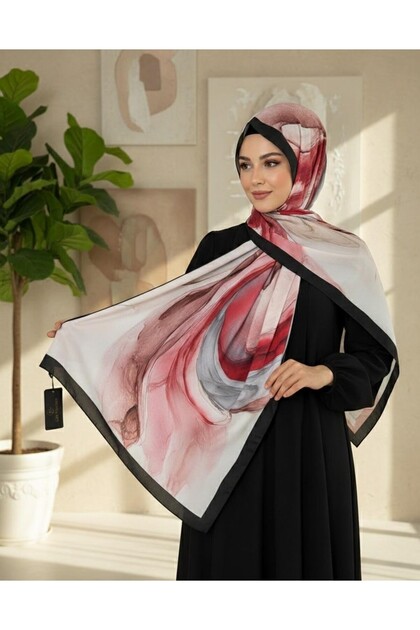 Jerusalem Silk Shawl: from Tradition to Modern Style